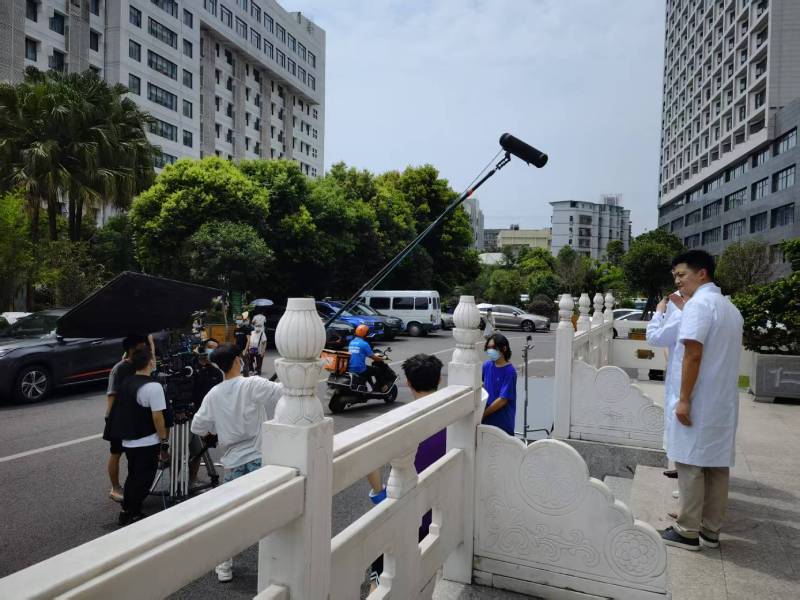 金凤区广告片拍摄公司低成本实现高规格制作的诀窍